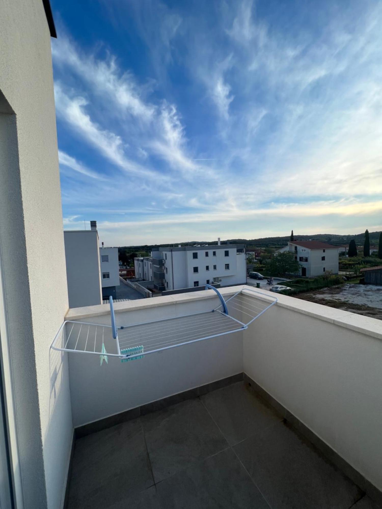 Apartment Sunset with private garage Pula Buitenkant foto